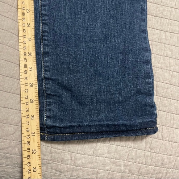 Eddie Bauer Women's Fleece Lined Slightly Curvy Straight Jeans Size 14 - Picture 9 of 12